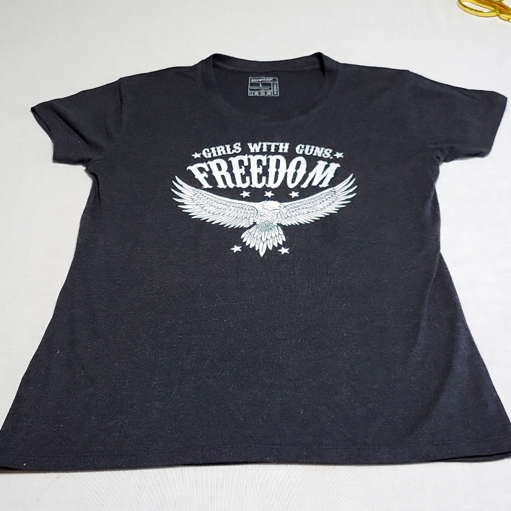 NWT Girls with Guns Freedom T Shirt